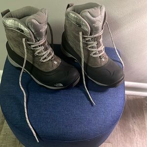 The north face winter boots❄️☃️❄️